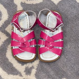 Salt Water by Hoy Sandals Pink size 6